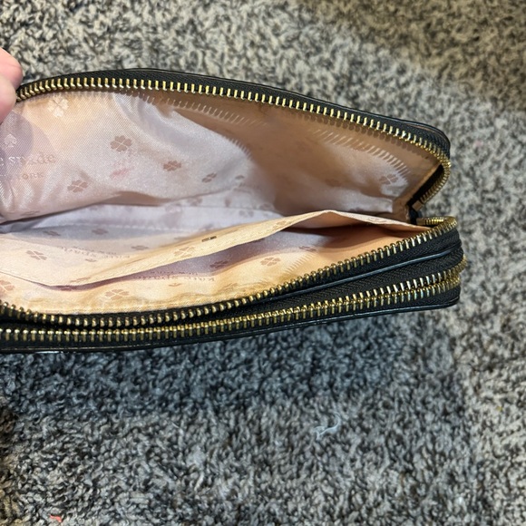 KATE SPADE Margaux Leopard Haircalf Small DoubleZip Convertible Crossbody
🚫strap - Picture 4 of 9